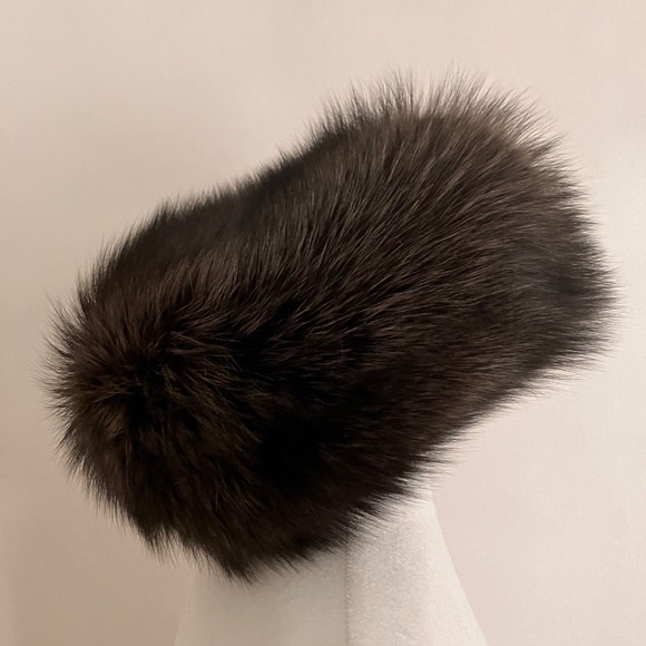 Escada Blue Frostfox Hat - Picture 2 of 10